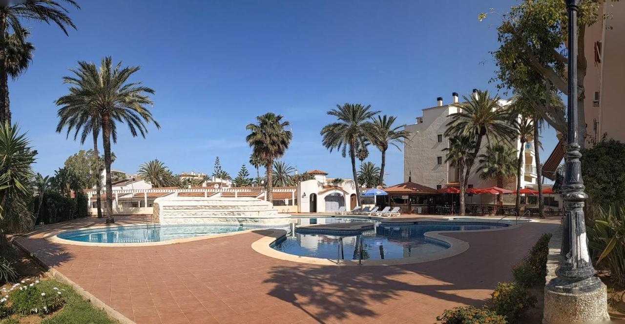 Estudio Con Piscina, Playa Y Wifi Dénia Esterno foto