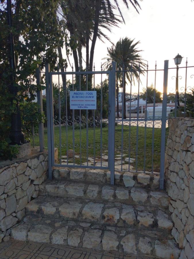Estudio Con Piscina, Playa Y Wifi Dénia Esterno foto