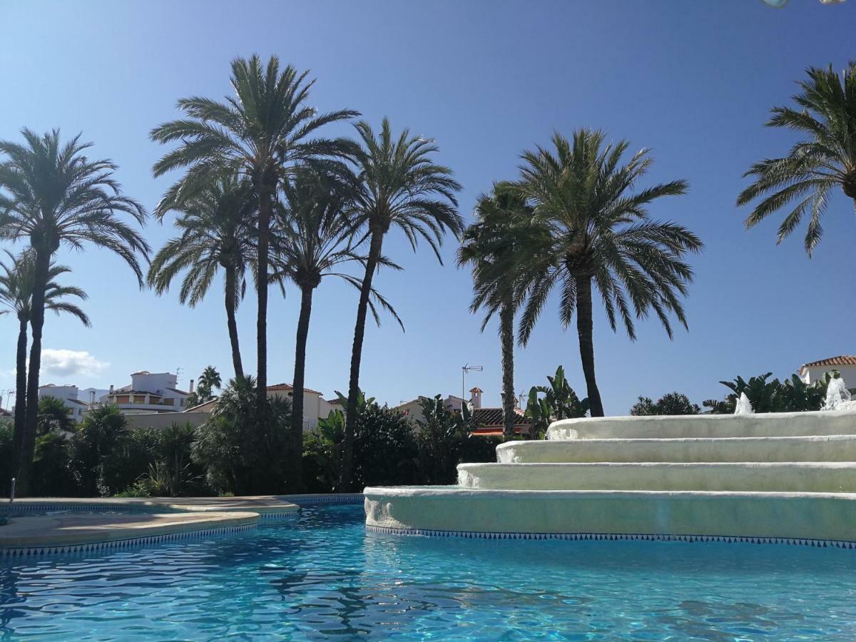 Estudio Con Piscina, Playa Y Wifi Dénia Esterno foto